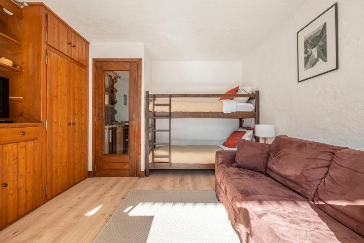 Nice Studio With Balcony In Chamonix Extérieur photo